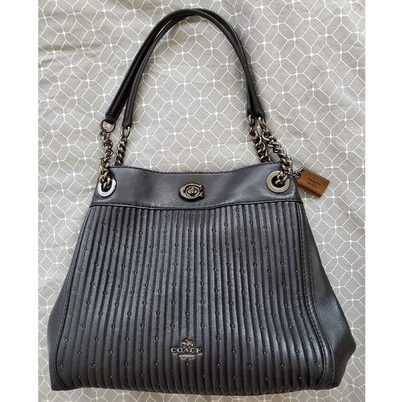 Coach turnlock edie shoulder bag with quilting Clearance